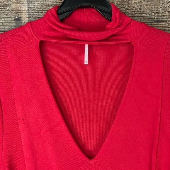 Free People Uptown Turtle chocker neck long sleeve red top Size XS - Picture 3 of 13